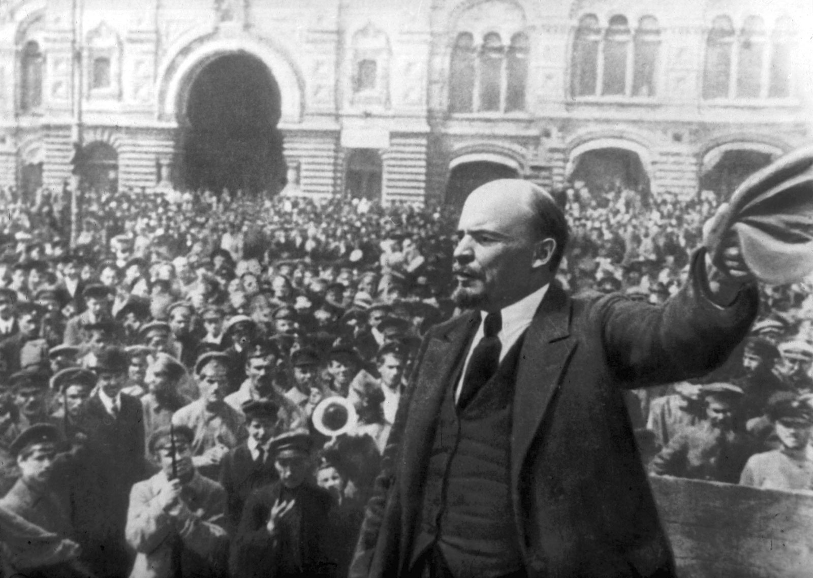 Vladimir Lenin, Petrograd 1917